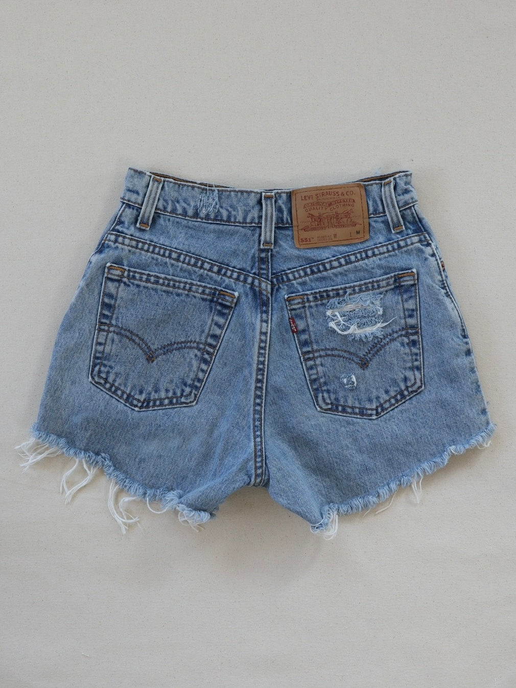 Authentic Vintage Levi's® 551 Shorts Made in the U.S.A  25/'26"